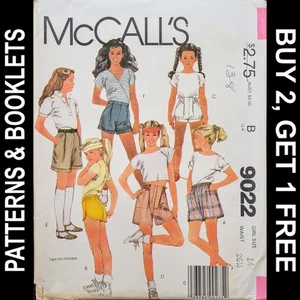 Vintage McCall's Girls' Set of Shorts Pattern #9022 Size 14 UNCUT - Picture 1 of 7