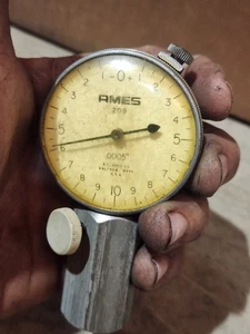 VINTAGE AMES MODEL 202 .OO1 DIAL INDICATOR - Picture 1 of 5
