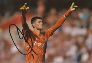 LEEDS UNITED: ILLAN MESLIER SIGNED 6x4 ACTION PHOTO + COA - Bild 1 von 1