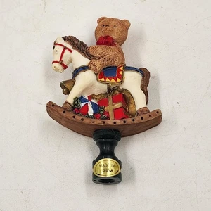 Lámpara Pantalla Acabado Poliestireno Oso de Peluche Regalos Ornamentales Mecedor Caballo De Colección - Imagen 1 de 10