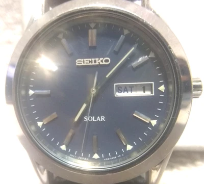 Seiko Solar Watch Men V158-0AB0 Day Date WR Black Leather New Bat Works Great - Image 1 of 4