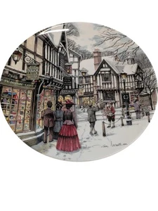 Royal Doulton Christmas Decorations Plate by Colin Warden 1991 - Picture 1 of 6