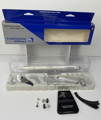 Hogan Wings Continental Airlines Boeing 757-300 Winglets N19136 Model 3794 1:200 - Image 1 of 4