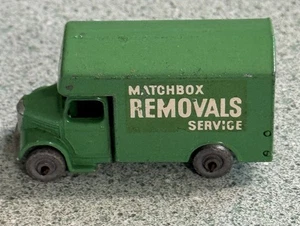 Vintage Moko Leny Matchbox #17B V-4 Bedford Removal Van - Picture 1 of 8