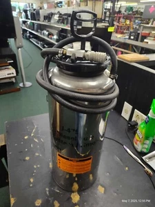 J-47912 Diesel Fuel System Priming Pump Model #1709 3 Gallon - Foto 1 di 9
