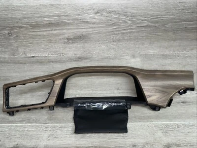 2024 Volkswagen Atlas Vent Panel OEM 3CN 858 415L-2 - Image 1 of 4