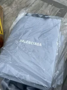 25 X Borse Regalo Originarie Balenciaga in Carta Oro Amate Mai Usate - Foto 1 di 4