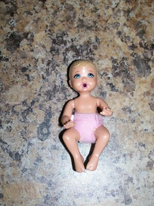 Barbie I Can Be Bebé Cuidador/Niñera Boca Abierta Muñeca Rosa Pañal Be Be Be Be Húmedo - Imagen 1 de 7