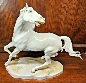 1948 Wien Austria Porcelain Stallion Sculpture Signed Robert Ullmann (read) - Picture 1 of 16