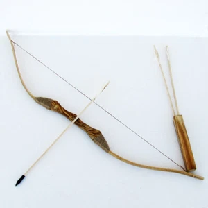 WOODEN BOW AND ARROW w QUIVER set 3 PACK ARROWS wood youth archery hunting toy - Picture 1 of 1