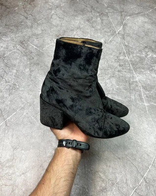 Ботинки на лодыжке DRIES VAN NOTEN черные с цветочным узором размер 39 - Изображение 1 из 4