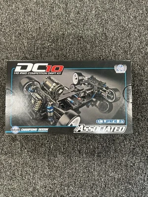 Team Associated DC10 1/10 Electric RWD Drift Car Kit ASC30134 - Image 1 of 4