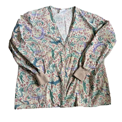 Crest Scrub Top Long Sleeve Green & Purple Alligators Size XL V Neck Snap Front - Image 1 of 4