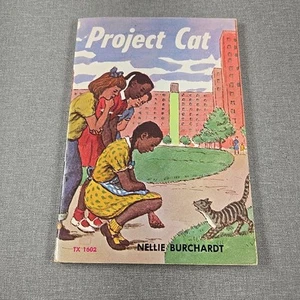 Project Cat by Nellie Burchardt ~ 1966 Trade Paperback Book - Foto 1 di 8