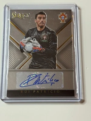 2015-16 Select Soccer Signatures Auto Rui Patricio 088/186 - Image 1 of 2