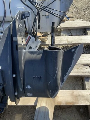 Johnson Evinrude 1999-2000 150-250HP Lower Unit 20” Shaft 0439981 **FRESHWATER** Foto 1 de 4