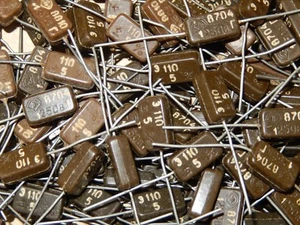 110pF 5% 250V KSO Silver Mica Capacitors NEW LOT OF 20pcs - Imagen 1 de 2
