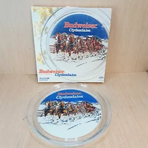 Neu im Karton 1995 Budweiser Clydesdale 13"" Platte von Indiana Glas USA mit Originalbox - Bild 1 von 11