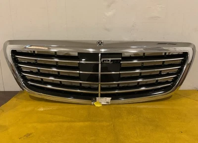 Parachoques delantero parrilla superior Mercedes Benz S500 S660 2014-2017 A2228800802 OEM Foto 1 de 4