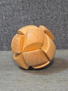 3D Puzzle Holz ineinandergreifende runde Denkspiele braun  - Bild 1 von 9