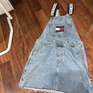 Tommy Hilfiger Dungarees 90”S Style Denim Dress Size Womens Small Logo Dress - Picture 1 of 9