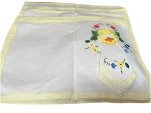 Vintage Embroidered Floral Placemats w/ Pockets & Napkins Set of 8 1950’s - Picture 1 of 13
