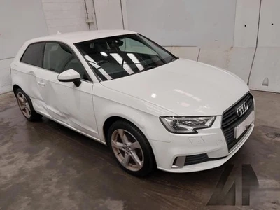 AUDI A3 8V FL 1.6TDI CXX BREAKING GEARBOX 6SP RSK WHITE LY9C 2016 - Image 1 of 4