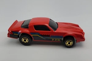 Hot Wheels Diecast 1982 The Hot Ones Camaro Z28 #9532, Mint w/Card - Picture 1 of 17