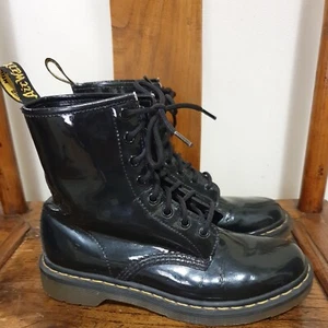 Dr Martens Womens 1460 W Black Patent shoes | US 8 - Picture 1 of 24