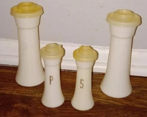 Vintage Tupperware Houglass 6 Zoll und 4,5 Zoll Salz- und Pfefferstreuer - 4-teiliges Set  - Bild 1 von 3