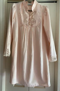 Rosa Puleo-Szule  Vtg Lily of France Satin & Lace Nightgown Women Medium USA - Picture 1 of 11