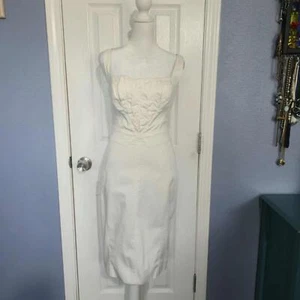 Karen Miller Women 6 Elegant White Midi Dress with Ruching Detail Wedding Summer - Picture 1 of 9