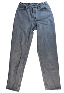 Vintage Levis 551 Jeans Womens 8 Medium Blue Relaxed Fit Tapered Leg Denim 90s - Picture 1 of 12