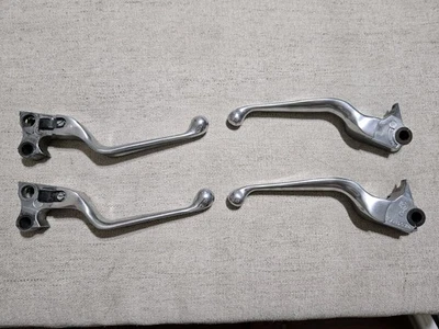 Лот из 4 оригинальных рычагов тормозного сцепления Harley Davidson 2007 Road King хромированные подлинные - Изображение 1 из 4