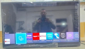 SAMSUNG UE40HU6900 40" 4K Ultra HD LED TV - Picture 1 of 8