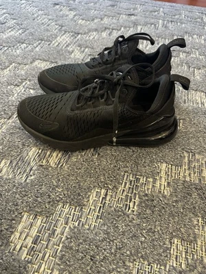 Nike Air Max 270 Women's Size 9 Triple Black Shoes Athletic Sneakers AH6789-006 - Изображение 1 из 4