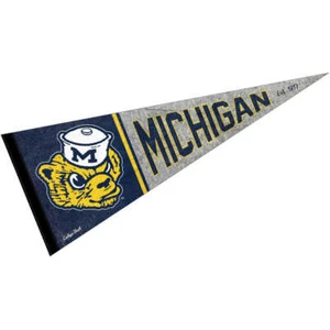 Michigan Team University Wolverines Throwback Vintage Full Size Pennant - Picture 1 of 4