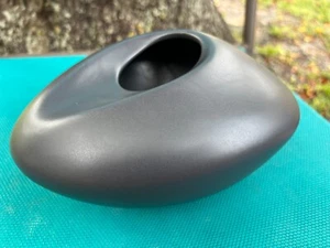 Ikea Bigarro Vase Planter Dark Gray Matte Stoneware Modern Minimalist MCM Design - Picture 1 of 4