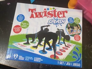 Hasbro Twister Splash Irrigatore d'acqua giochi all'aperto divertimento di gruppo - Foto 1 di 2