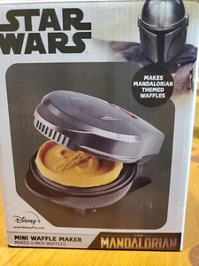 Disney Star Wars Mini Waffle Maker Mandalorian Themed Waffles NEW - Picture 1 of 4