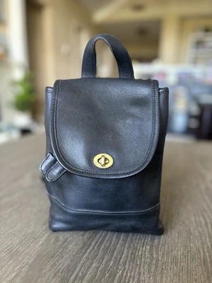 Mochila de día Coach Vintage 9960 de cuero negro para fin de semana  Foto 1 de 4