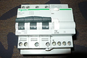 DISJONCTEUR DIFFERENTIEL TETRA. 20A 30mA SCHNEIDER ELECTRIC 4POLE 20AMPERE TRI+N - Bild 1 von 5