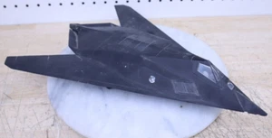 Franklin Mint F117 Stealth Bomber 1/48 Scale Die-Cast Model B11 B259 Black USA - Picture 1 of 12
