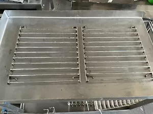 Lot of left and right Vulcan Hart 00-342141-00001 Rack Support 00-342141-00002 B - Picture 1 of 11