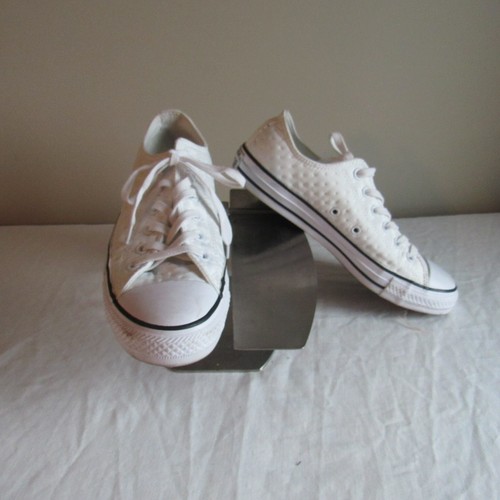 Scarpa da tennis trapuntata con lacci in tela Converse bianca 9 usata