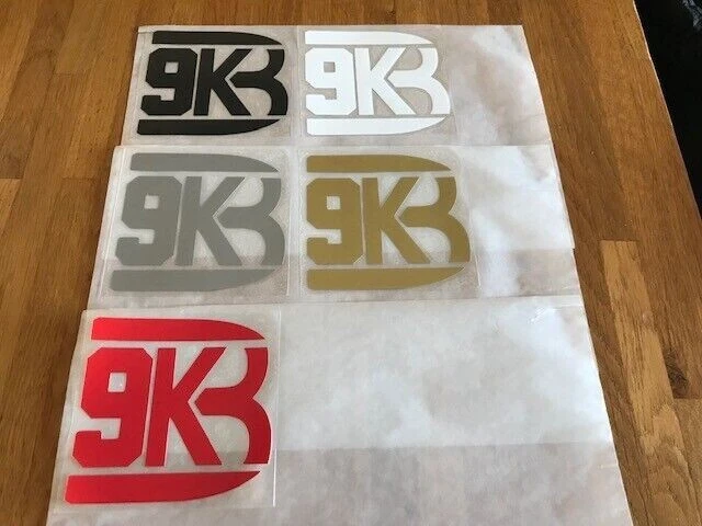 KARIM BENZEMA KB9 FOOTBALL PATCH FLOCAGE LOGO - 7.8 CM PAR 7.8 CM - Photo 1/1