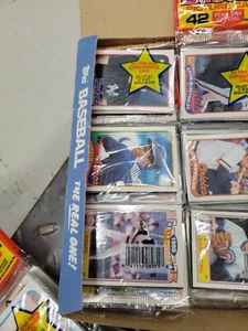 24 1989 Topps Baseball Card Rack Sealed Packs Biggio ? Smoltz ? Rookie 1 BOX - Picture 1 of 4