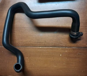 Upper Radiator Coolant Hose Compatible with BMW 2006 -13 ~ Replaces 11537545890 - Picture 1 of 3