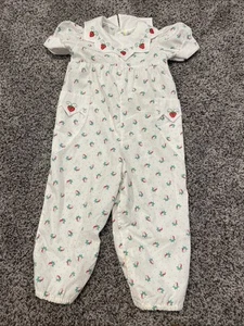 Vtg Girl's Romper Embroidered STRAWBERRIES Size 24 Months Unbranded - Picture 1 of 11