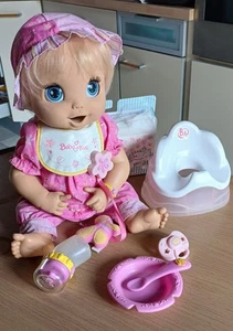 Poupées Baby Alive Hasbro 2006 Espagnol + 2007 française + accessoires (8) - Foto 1 di 19